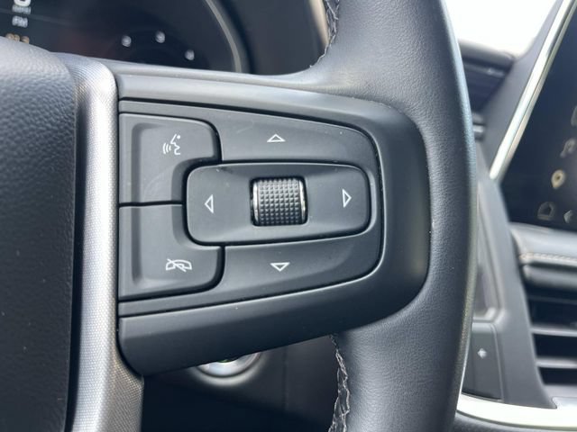 Used 2023 GMC Yukon SLT AWD/4WD image 35
