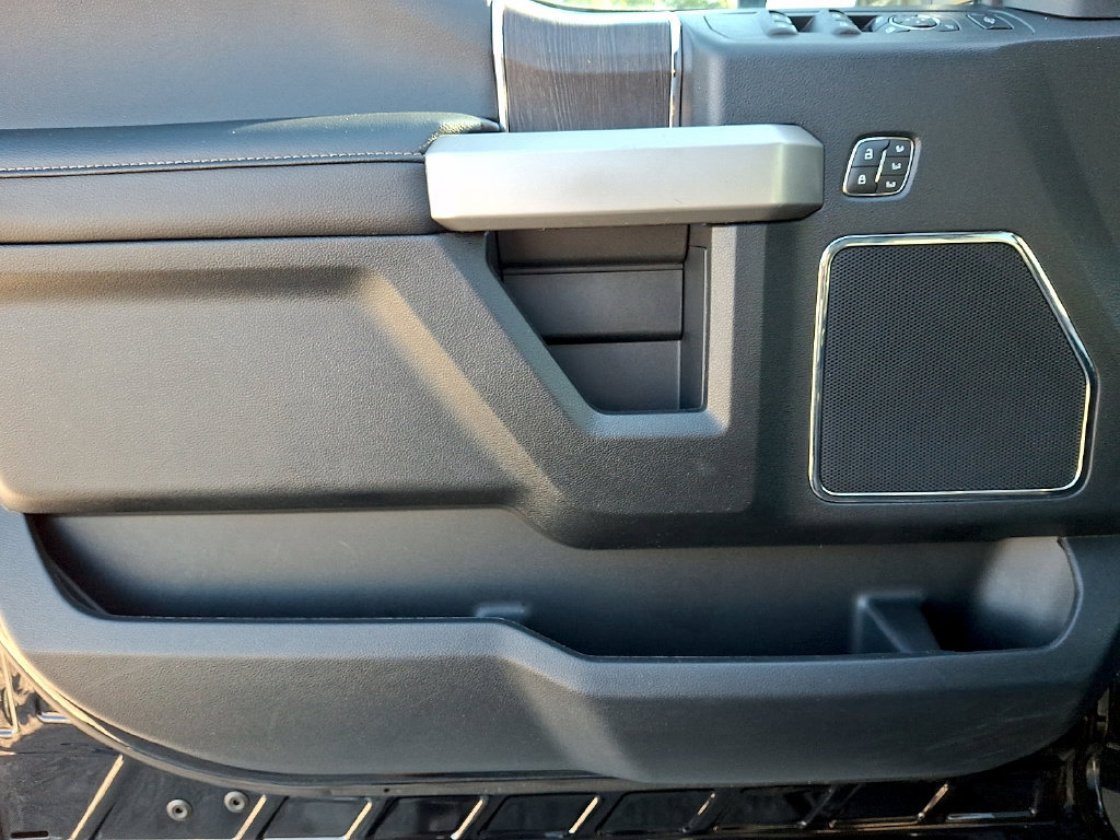 Certified 2020 Ford F350 Lariat AWD/4WD image 11