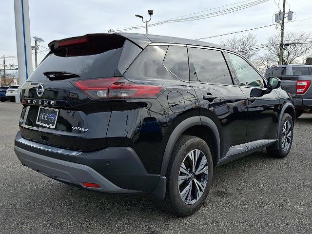 Used 2021 Nissan Rogue SV image 4
