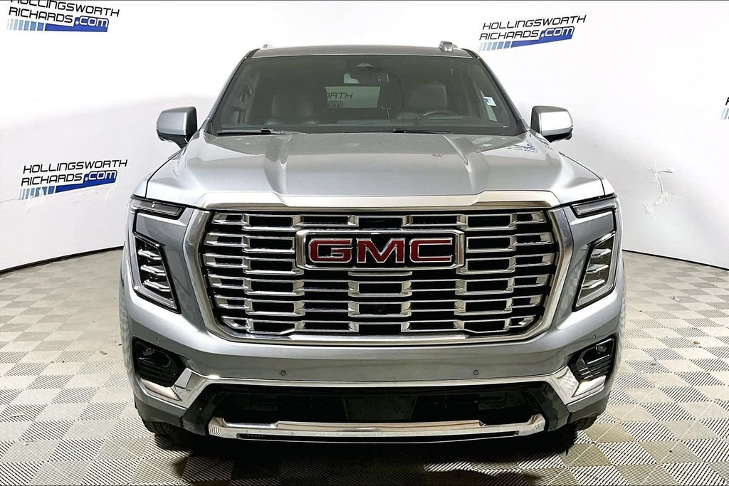 Used 2025 GMC Yukon Denali AWD/4WD image 2