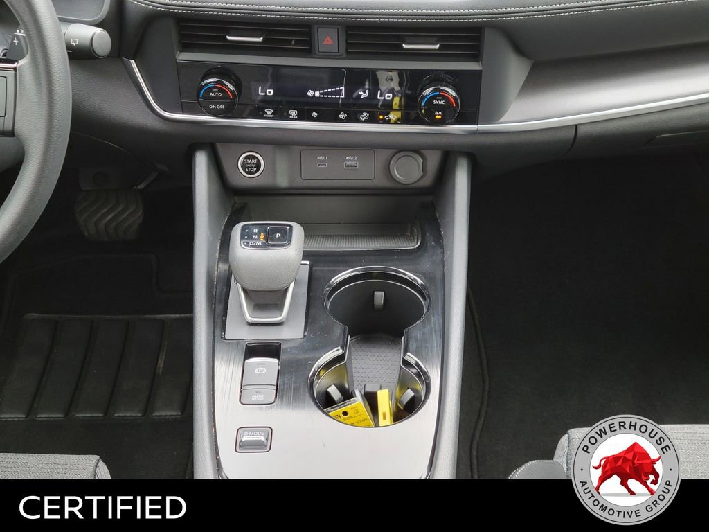 Used 2023 Nissan Rogue SV FWD image 23