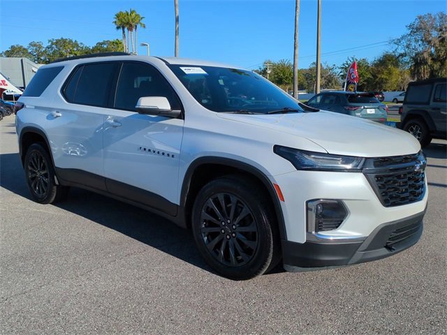 Used 2023 Chevrolet Traverse RS image 8