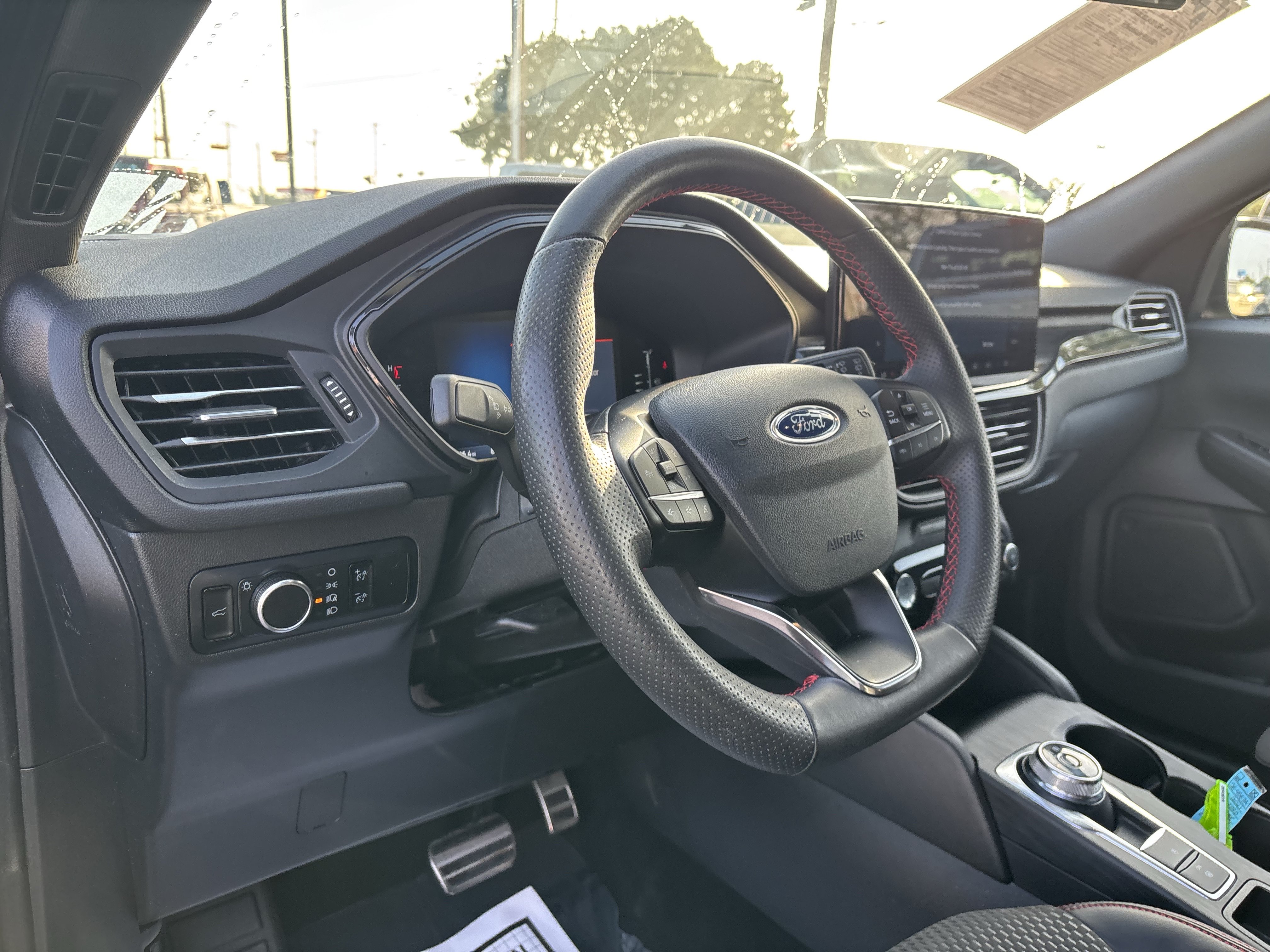 Certified 2023 Ford Escape ST-Line w/ Tech Pack #1 FWD image 12