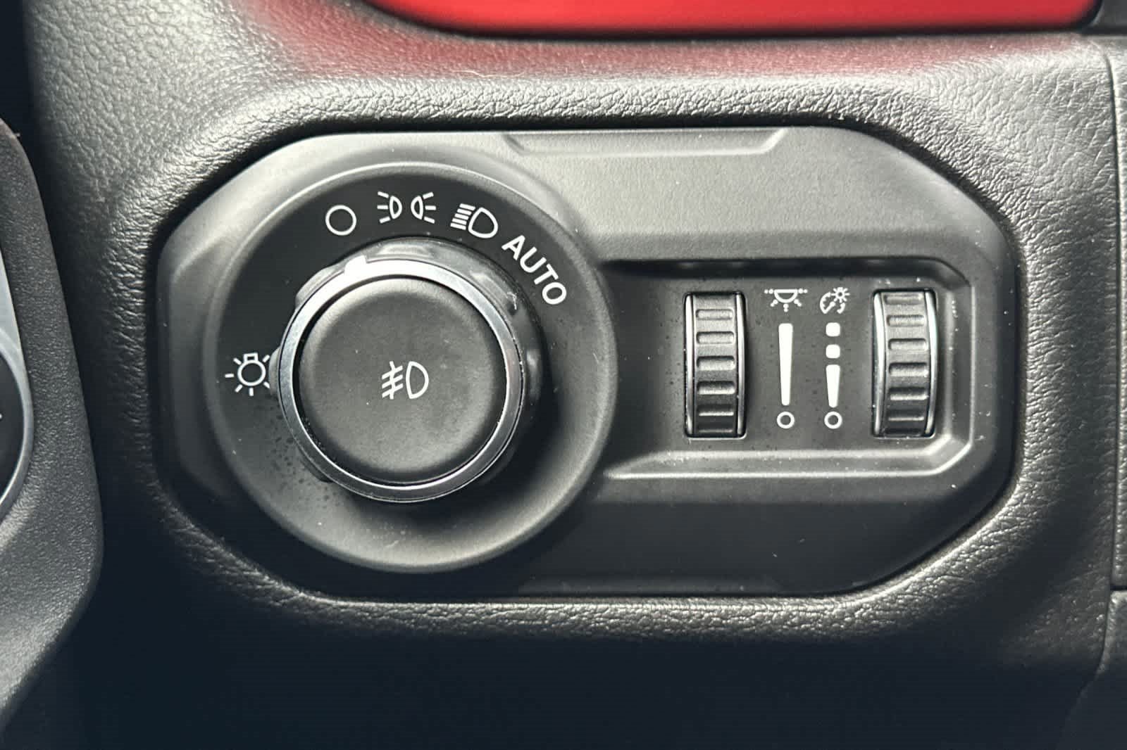 Used 2020 Jeep Wrangler Unlimited Rubicon image 29