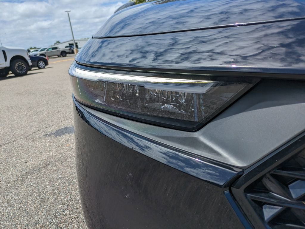 Used 2025 Honda Accord Sport image 10
