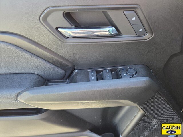 Used 2024 Chevrolet Colorado LT w/ LT Convenience Package III RWD image 18