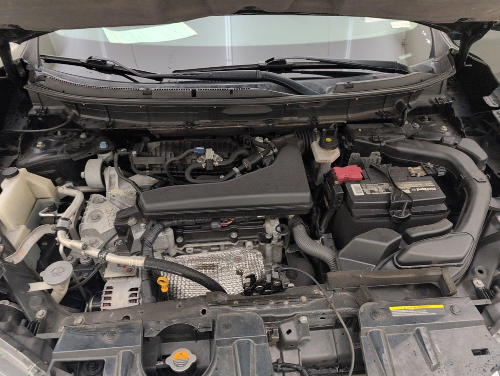 Used 2020 Nissan Rogue SV image 42