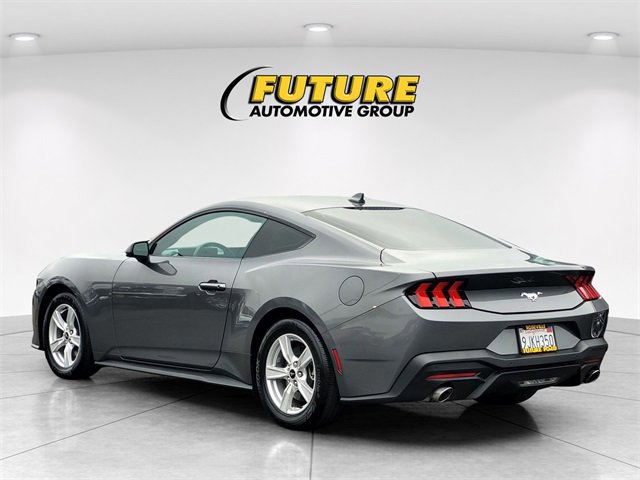 Certified 2024 Ford Mustang Coupe image 3