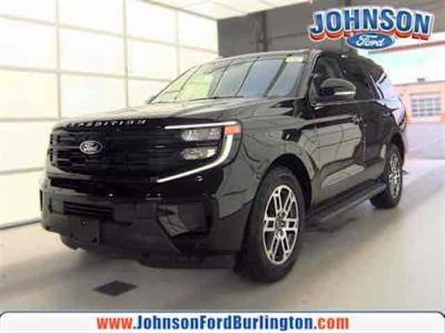 Certified 2025 Ford Expedition Active AWD/4WD image 2