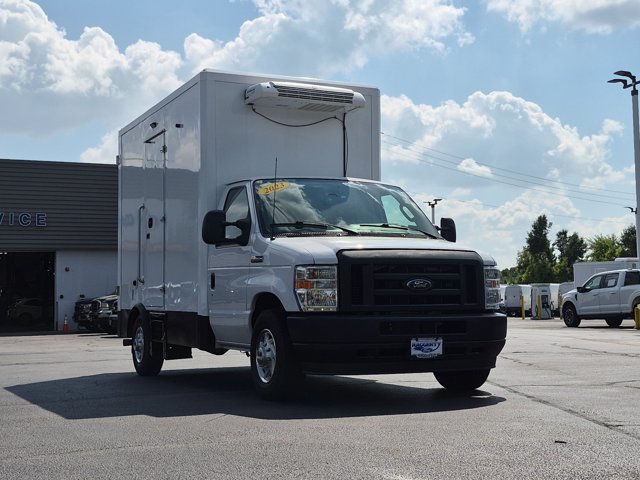Certified 2023 Ford E-350 and Econoline 350 Super Duty w/ Power Windows & Locks Group RWD image 3