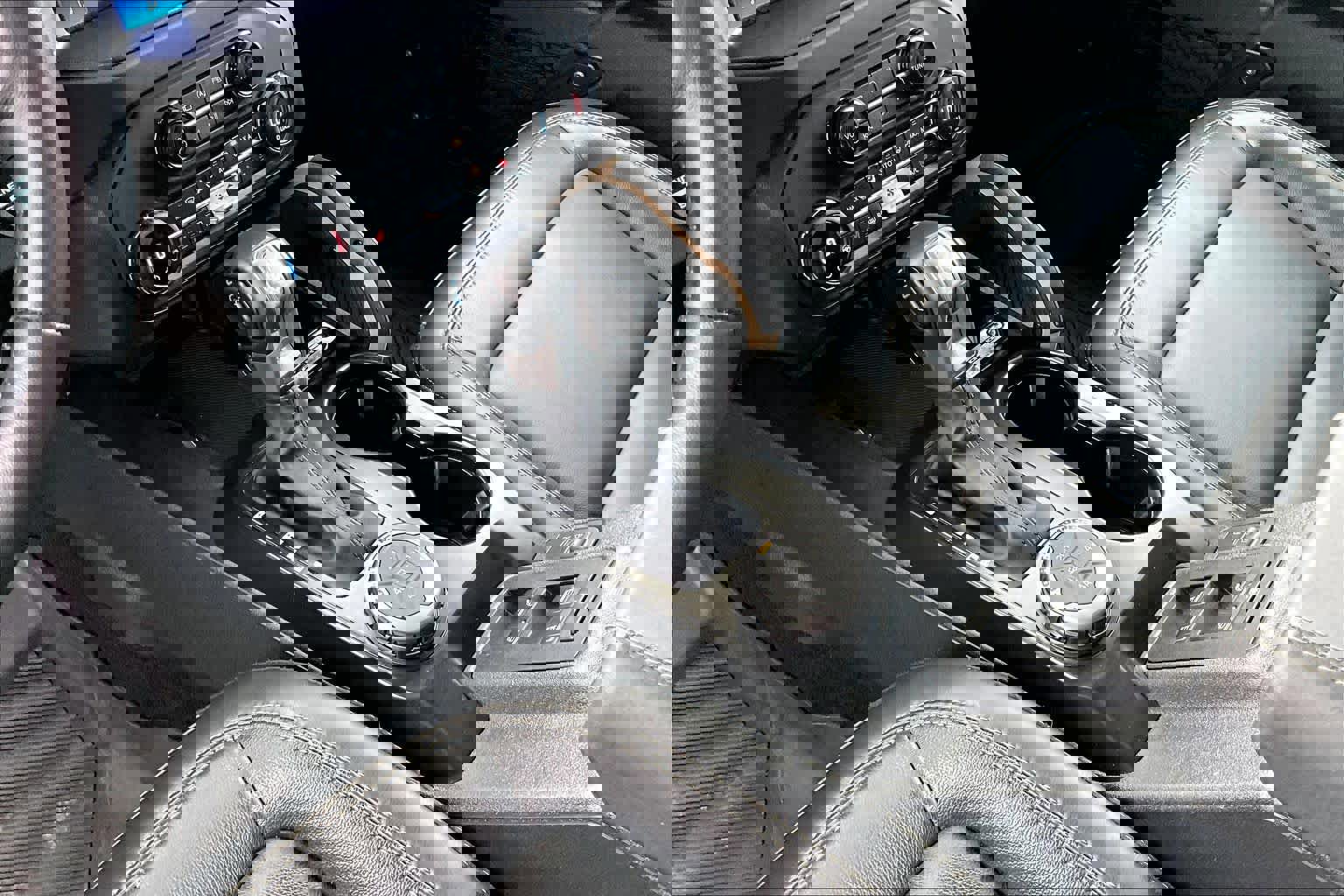 Certified 2025 Ford Bronco Badlands image 18