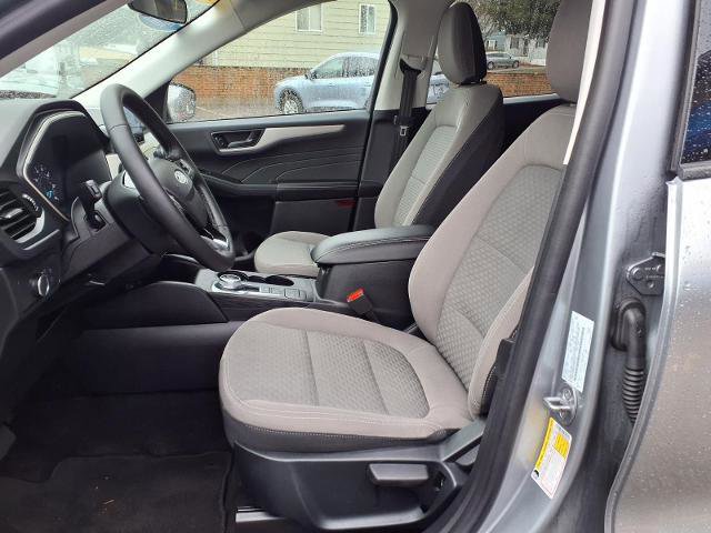 Certified 2022 Ford Escape SE w/ Cold Weather Package image 17