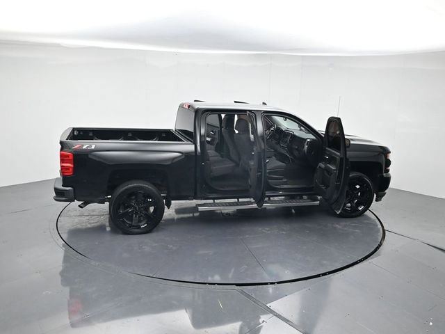 Used 2018 Chevrolet Silverado 1500 LT w/ All Star Edition image 42