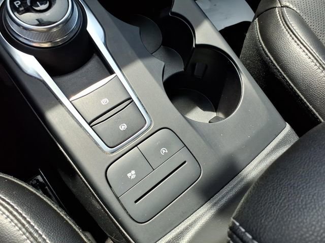Certified 2022 Ford Escape SEL AWD/4WD image 34