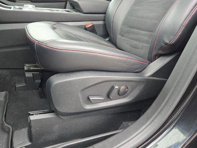 Certified 2022 Ford Edge ST-Line w/ Class II Trailer Tow Package image 25