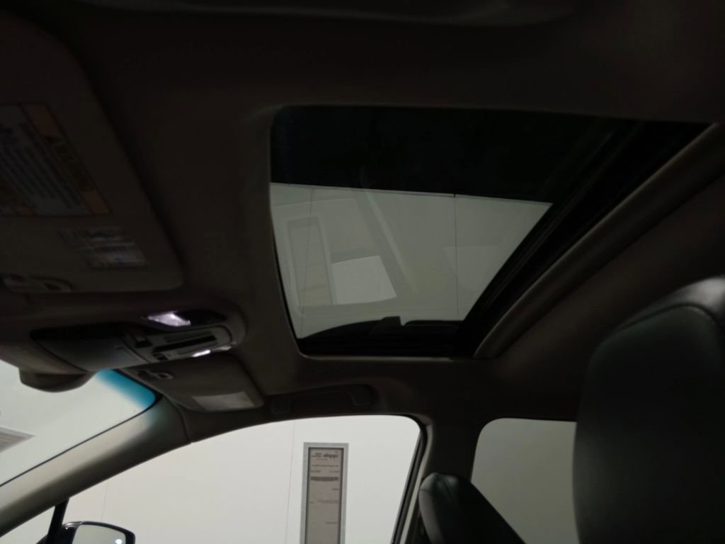 Used 2021 Subaru Outback Limited XT image 17