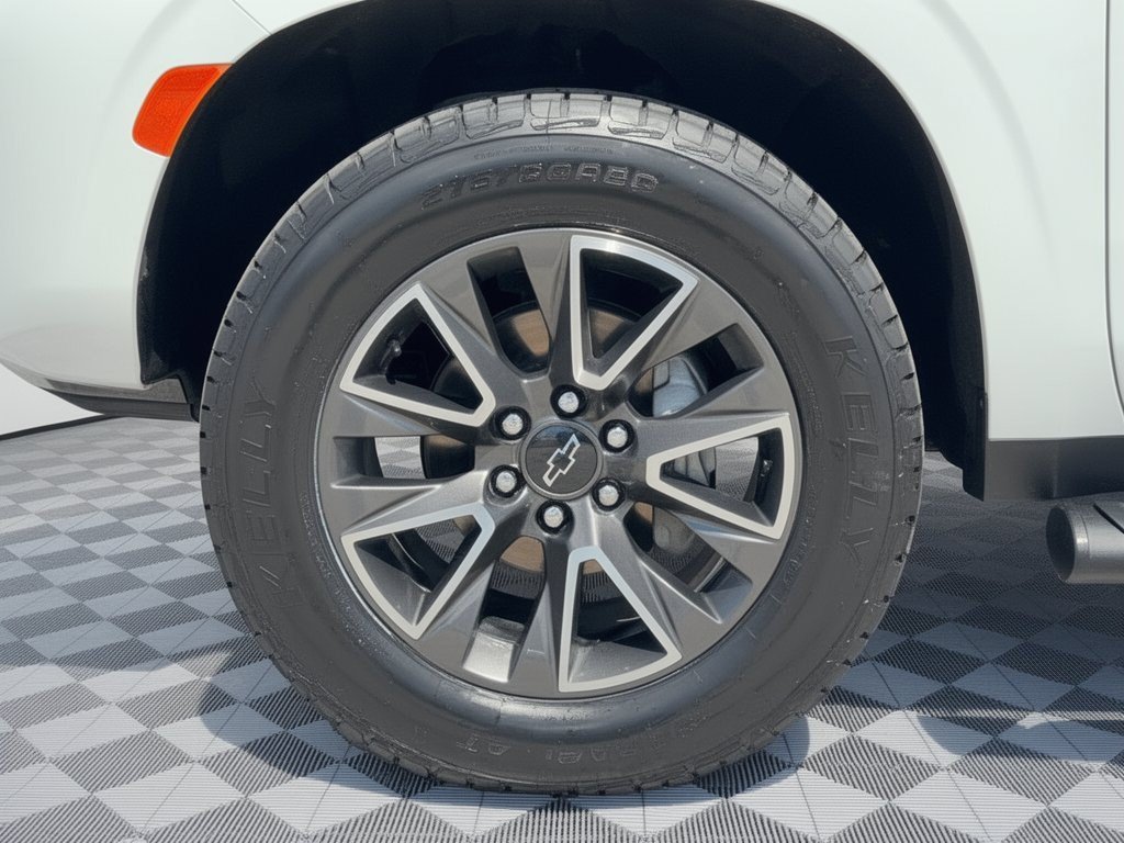 Used 2021 Chevrolet Tahoe Z71 AWD/4WD image 13