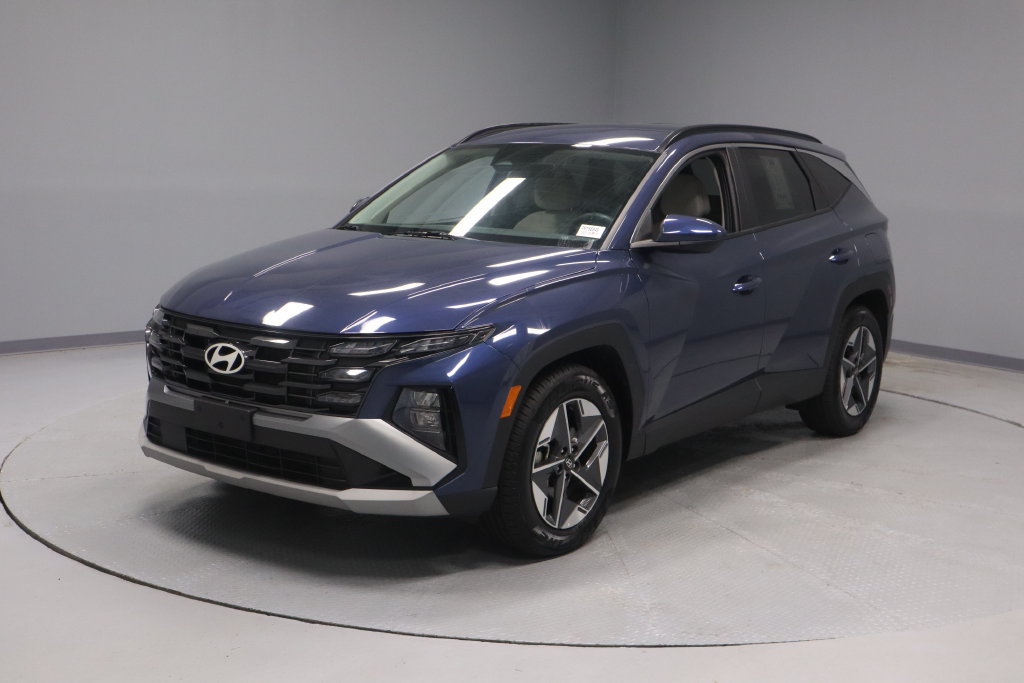 Used 2025 Hyundai Tucson SEL FWD image 3