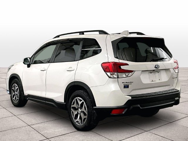 Used 2021 Subaru Forester Premium AWD/4WD image 10