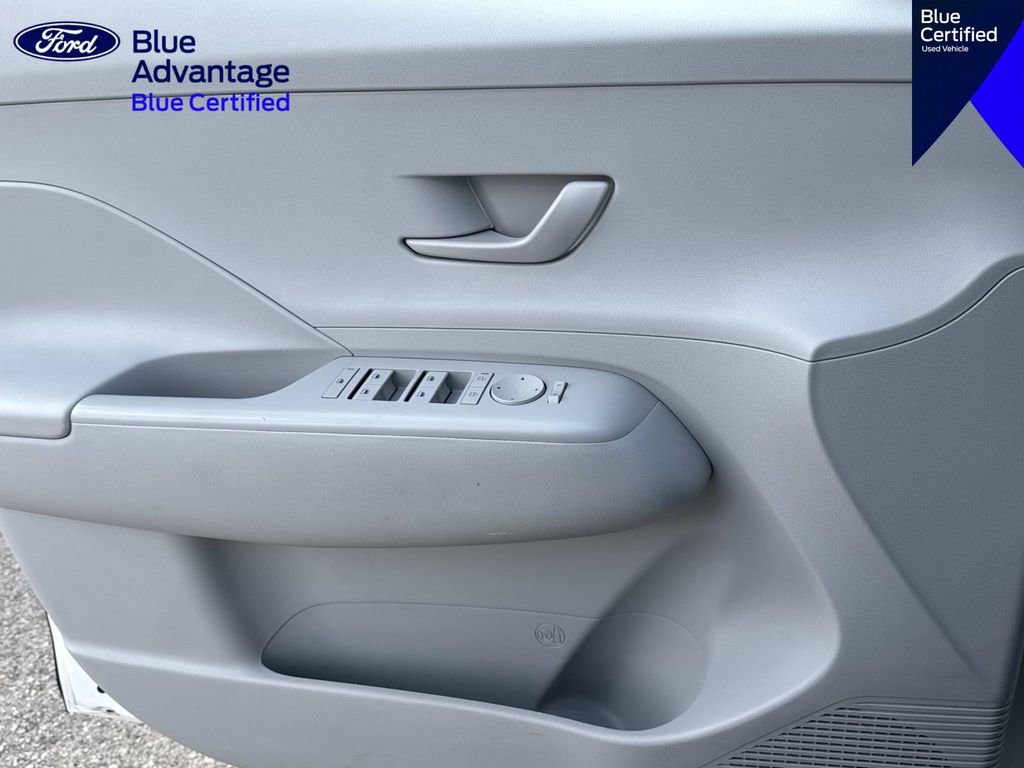 Used 2024 Hyundai Kona SEL AWD/4WD image 23
