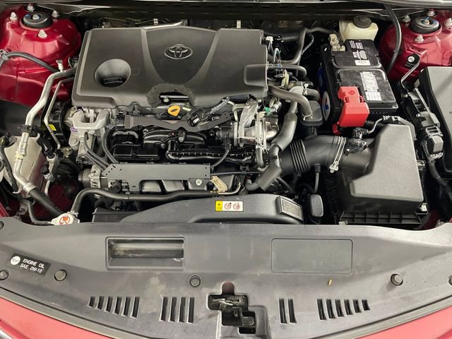 Used 2018 Toyota Camry SE FWD image 19