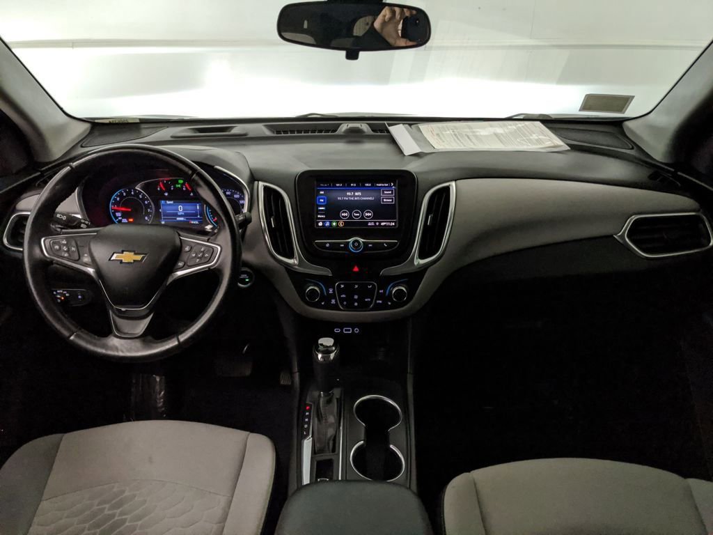 Used 2021 Chevrolet Equinox LT w/ Driver Convenience Package image 7