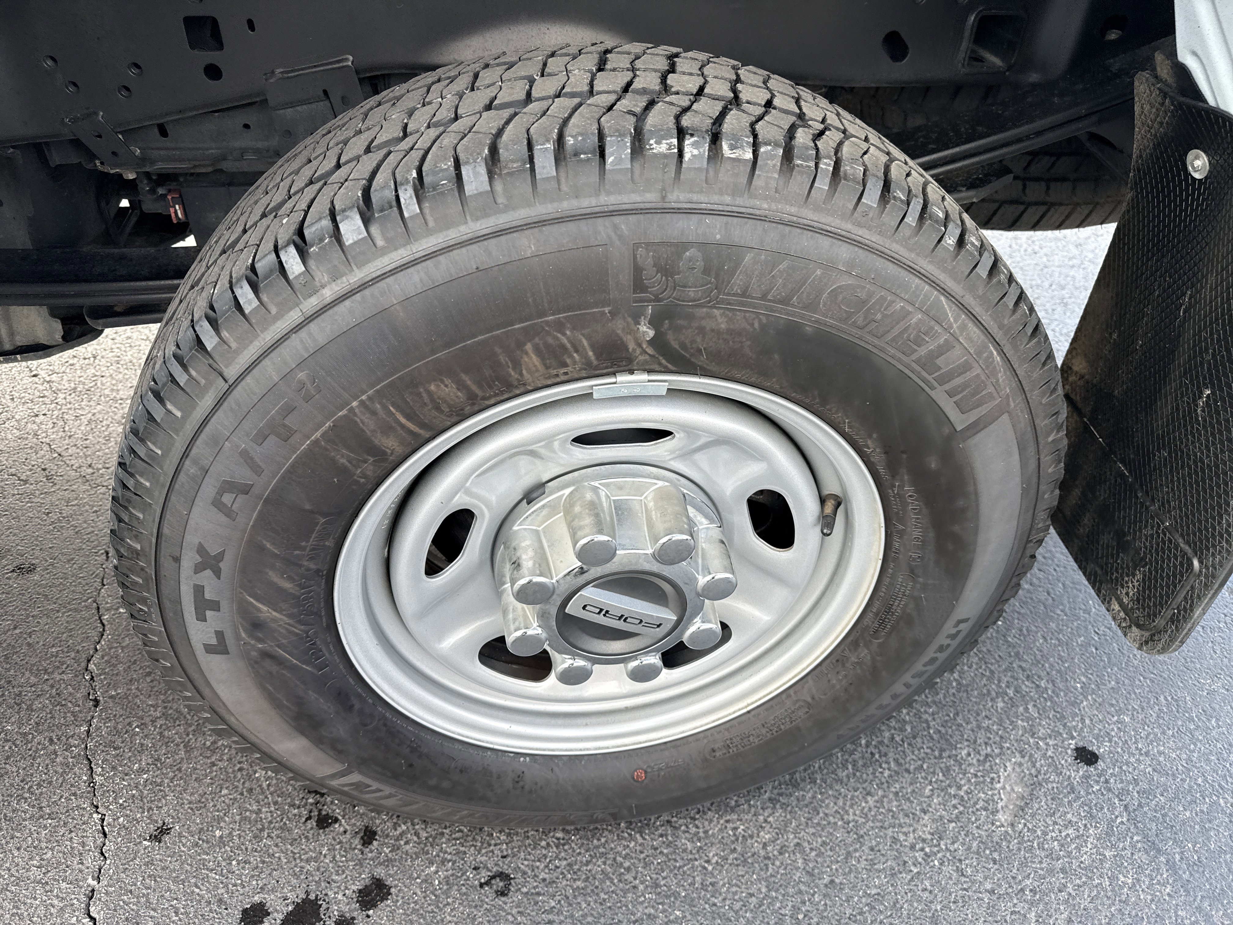 Certified 2024 Ford F250 XL w/ XL Chrome Package AWD/4WD image 11