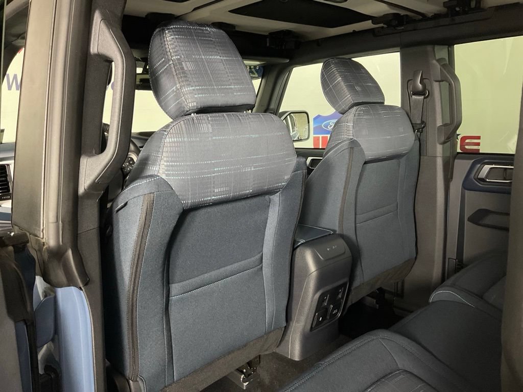 Certified 2025 Ford Bronco Heritage Edition AWD/4WD image 15