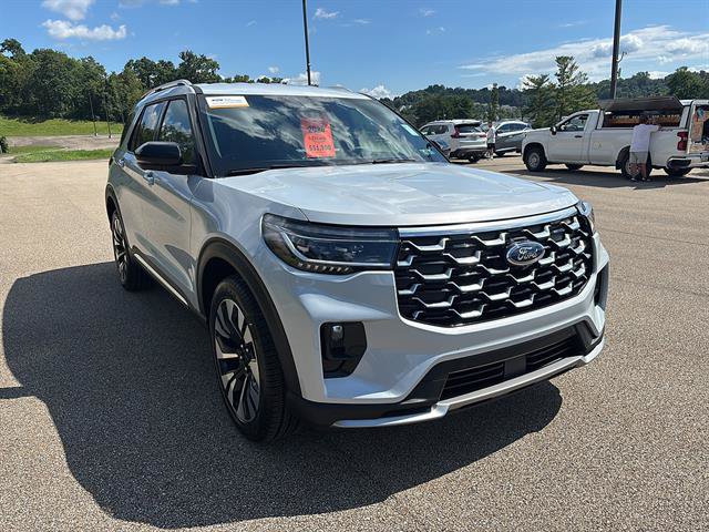 Certified 2026 Ford Explorer Platinum w/ LUX Leather Package AWD/4WD image 6
