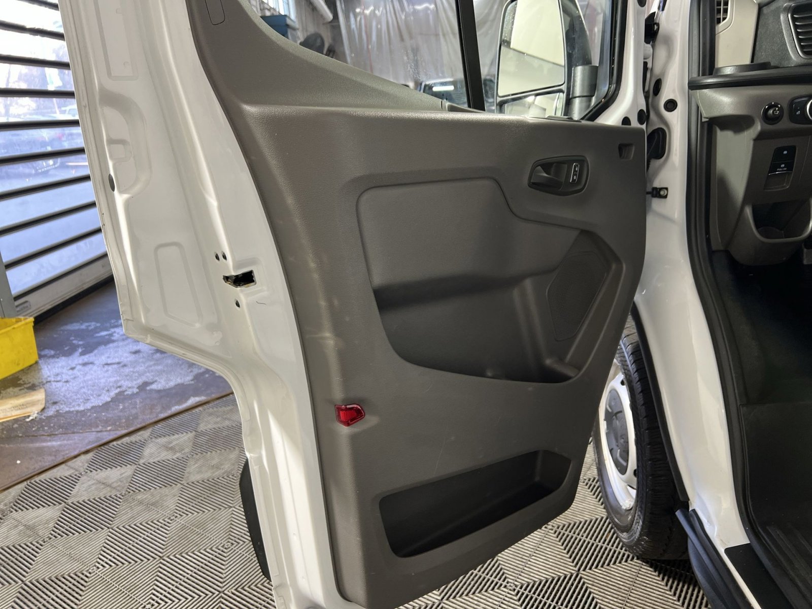 Certified 2024 Ford Transit 250 Low Roof image 14