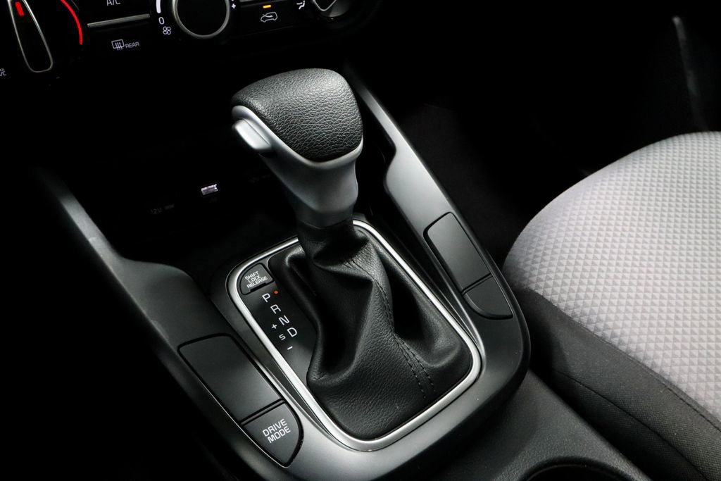 Used 2025 Kia Soul LX w/ LX Technology Package image 30