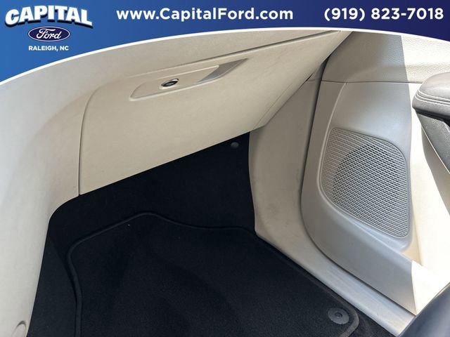 Used 2024 Chrysler Pacifica Touring-L FWD image 26