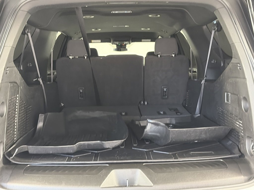 Used 2023 GMC Yukon XL SLE w/ Max Trailering Package image 28