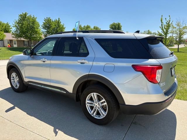 Certified 2024 Ford Explorer XLT w/ Equipment Group 202A AWD/4WD image 7