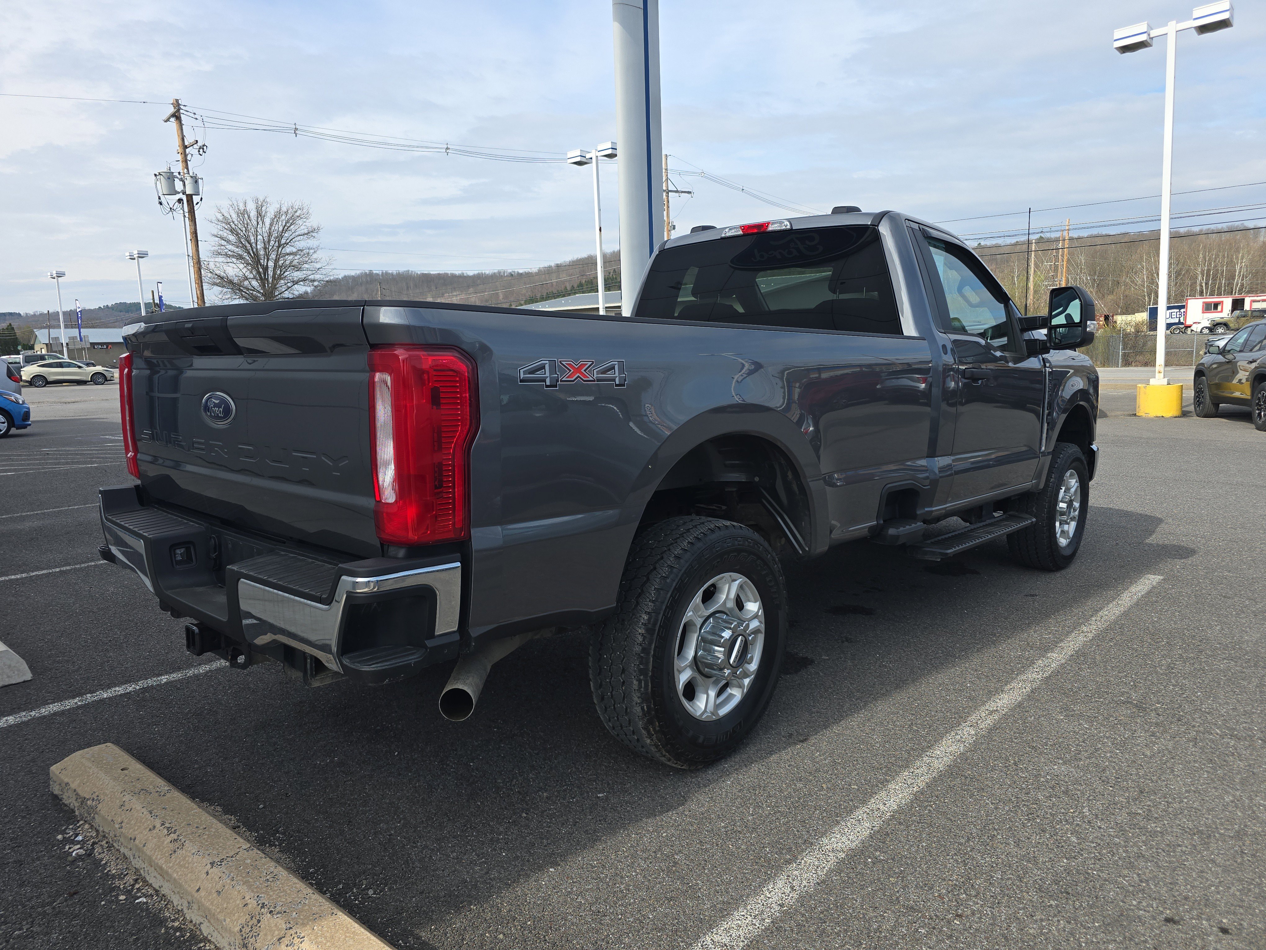 Certified 2025 Ford F350 XLT w/ Snow Plow Prep Package AWD/4WD image 3