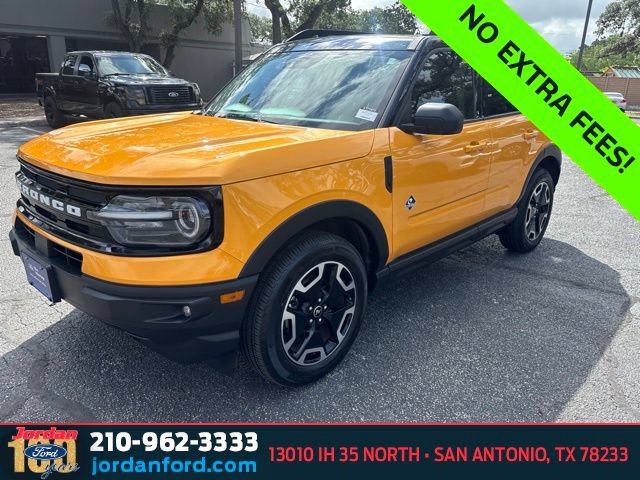 Certified 2023 Ford Bronco Sport Outer Banks w/ Tech Package AWD/4WD image 4