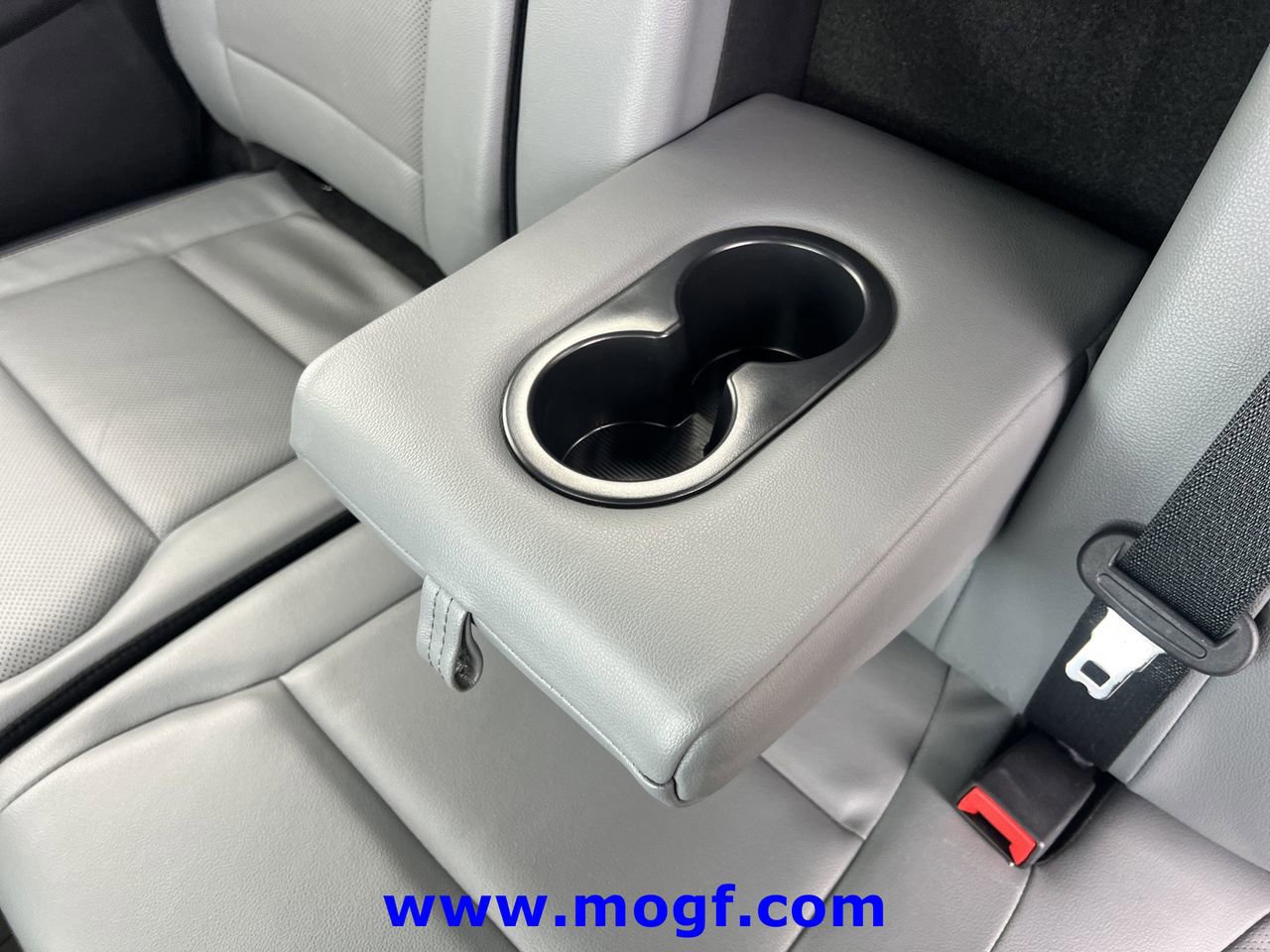 Certified 2023 Ford F150 Lightning Lariat w/ Equipment Group 511A High image 32