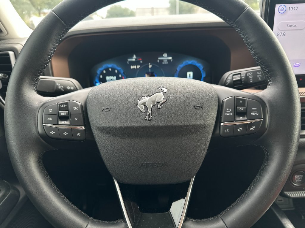 Certified 2025 Ford Bronco Sport Outer Banks w/ Outer Banks Tech Package+ AWD/4WD image 23