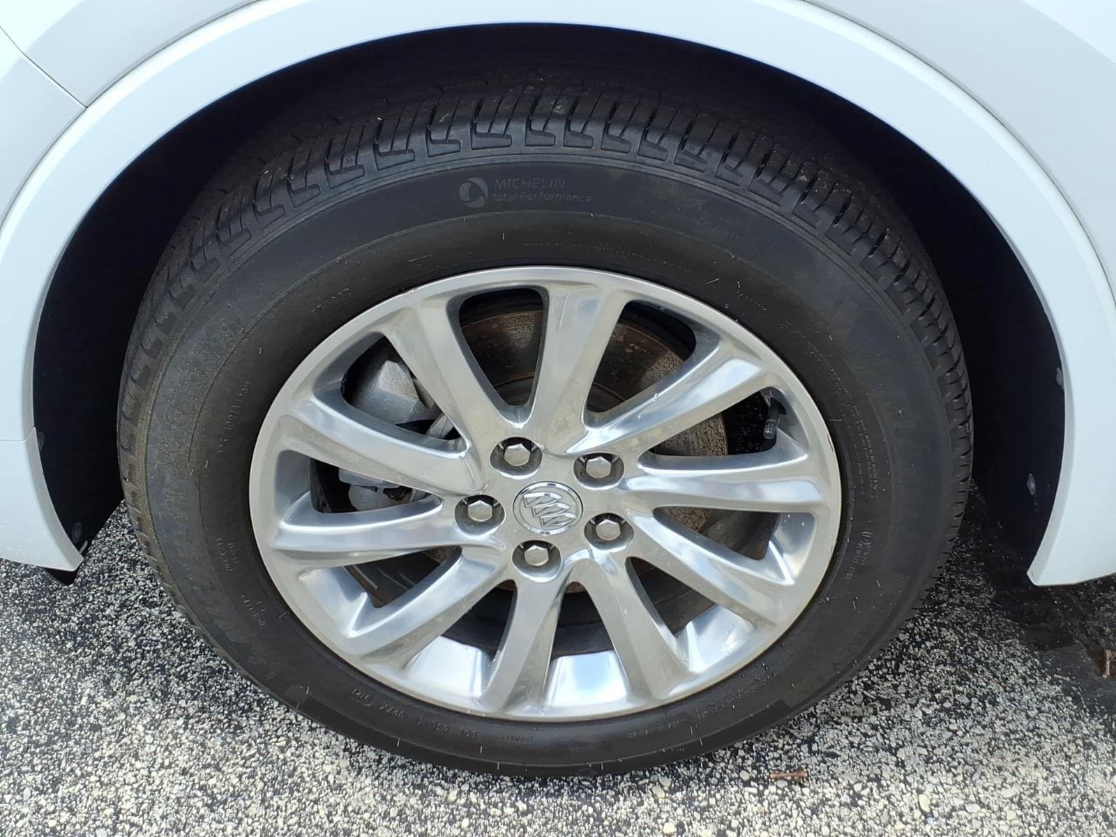 Used 2019 Buick Envision Essence AWD/4WD image 9