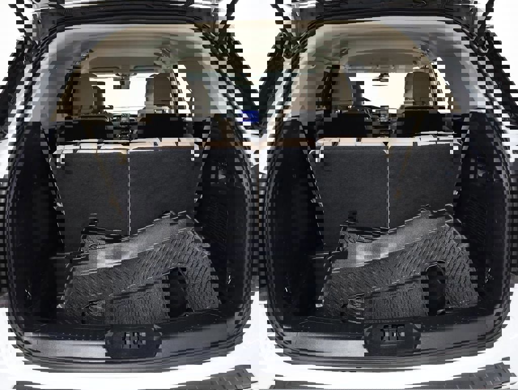 Certified 2021 Ford Explorer Limited w/ Equipment Group 301A image 29