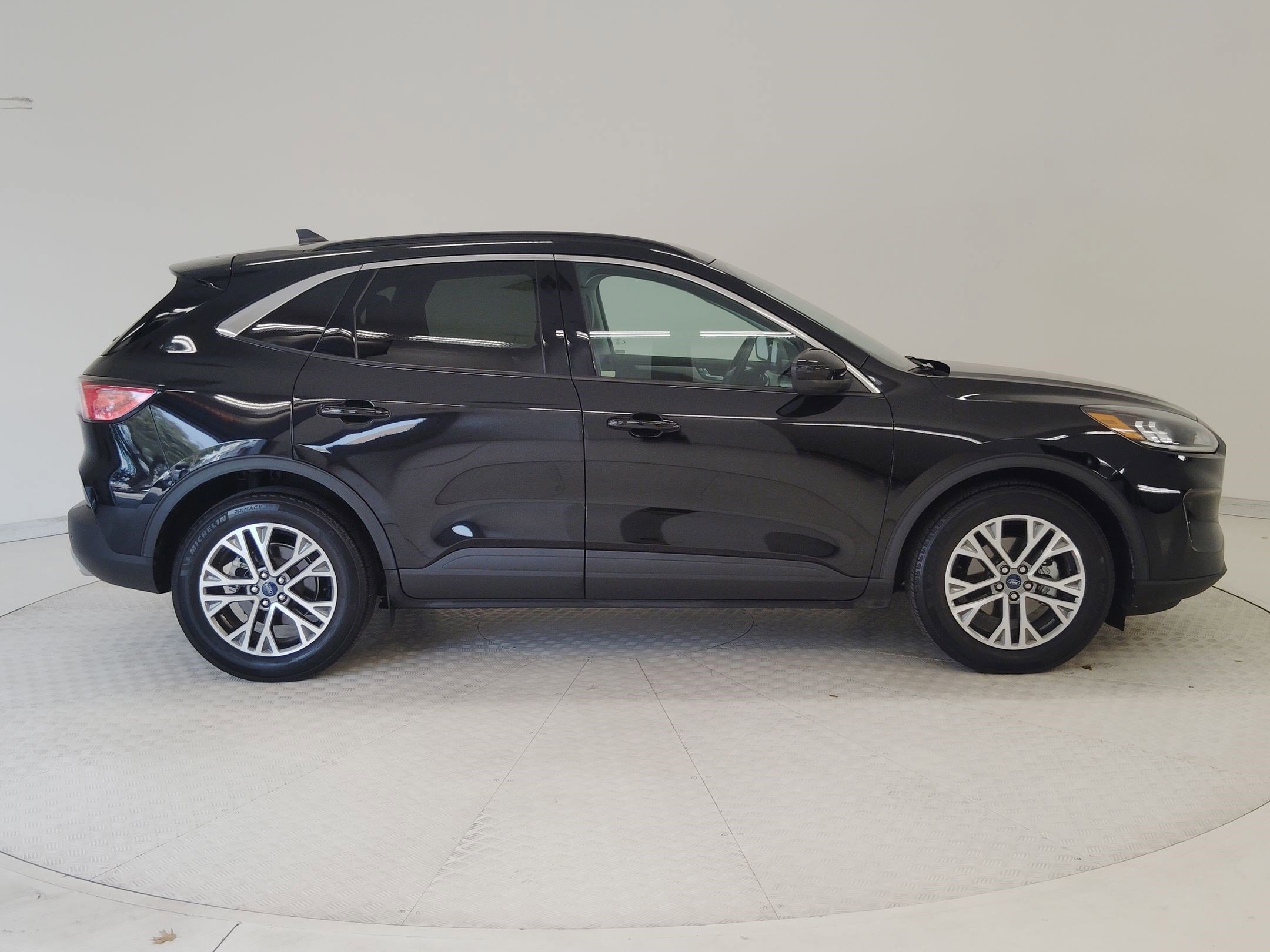 Certified 2022 Ford Escape SEL image 7