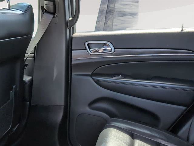Used 2019 Jeep Grand Cherokee Limited AWD/4WD image 19
