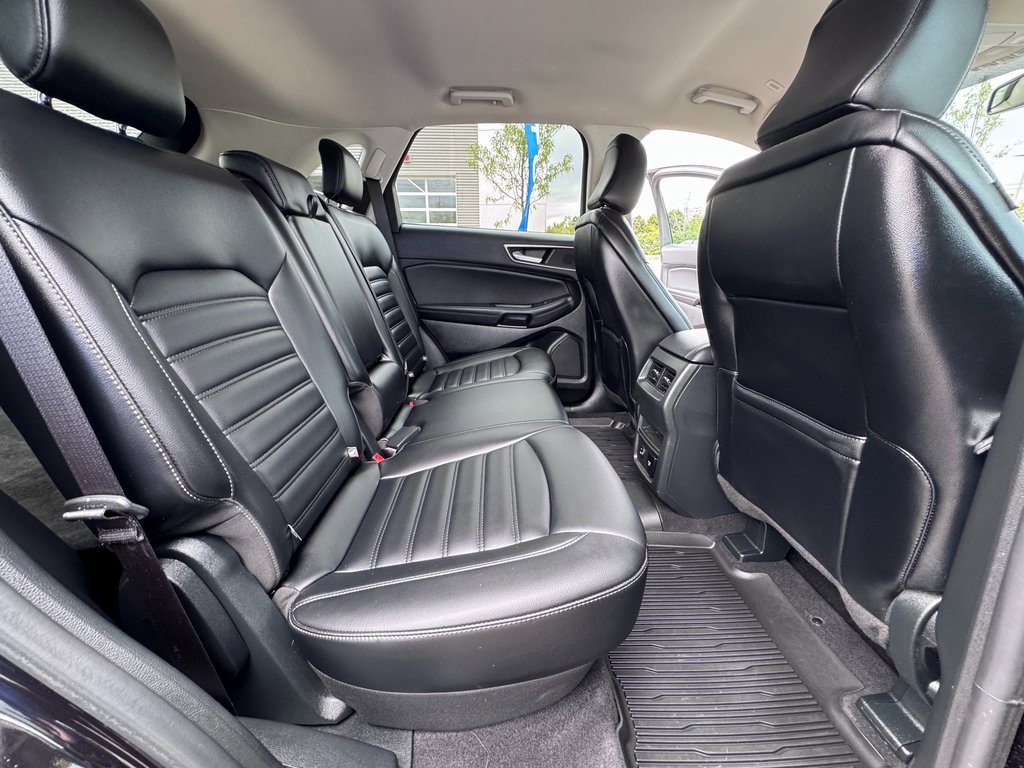 Certified 2022 Ford Edge SEL w/ Convenience Package image 28