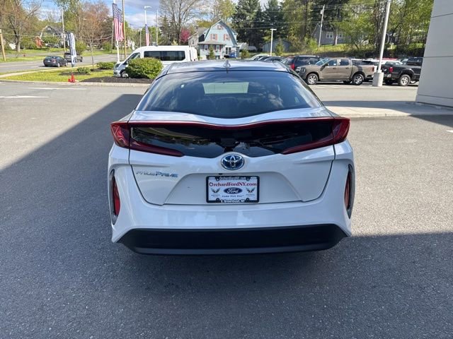 Used 2018 Toyota Prius Prime Premium FWD image 7