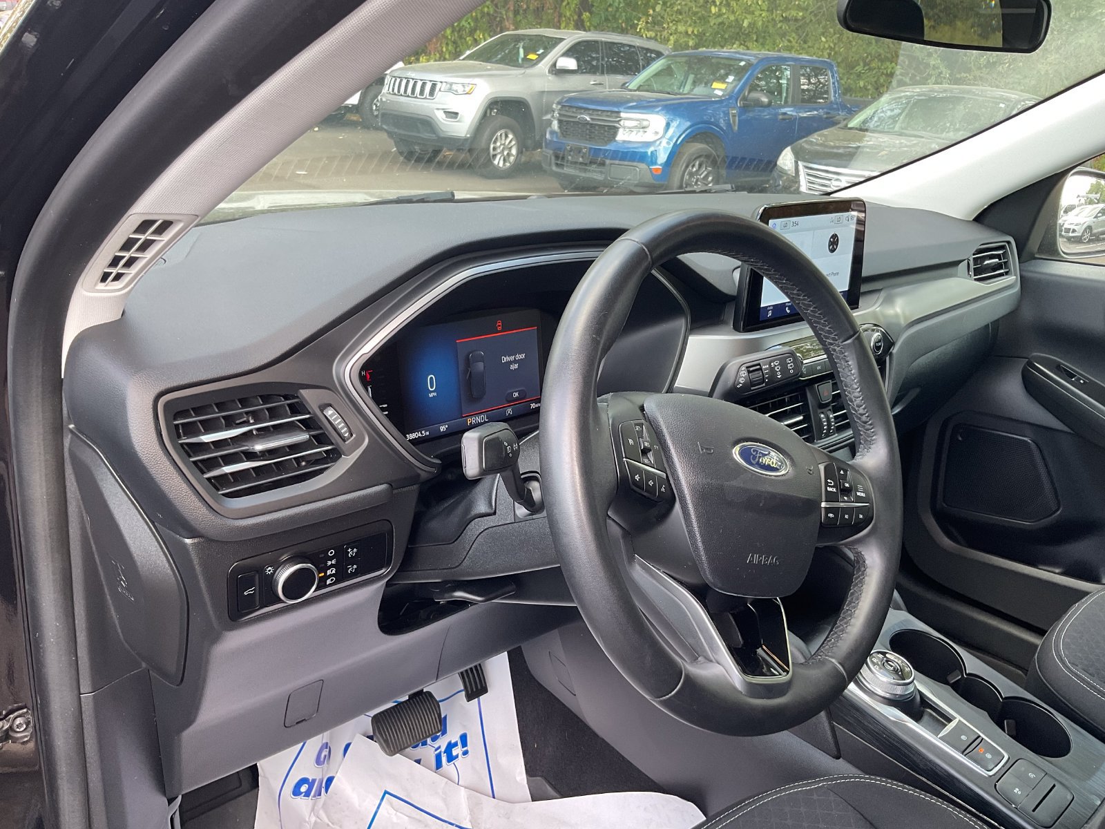 Certified 2024 Ford Escape Active FWD image 5