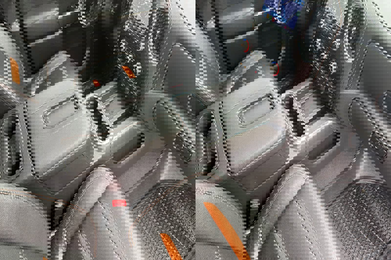 Used 2022 GMC Sierra 1500 AT4 w/ AT4 Premium Package image 15