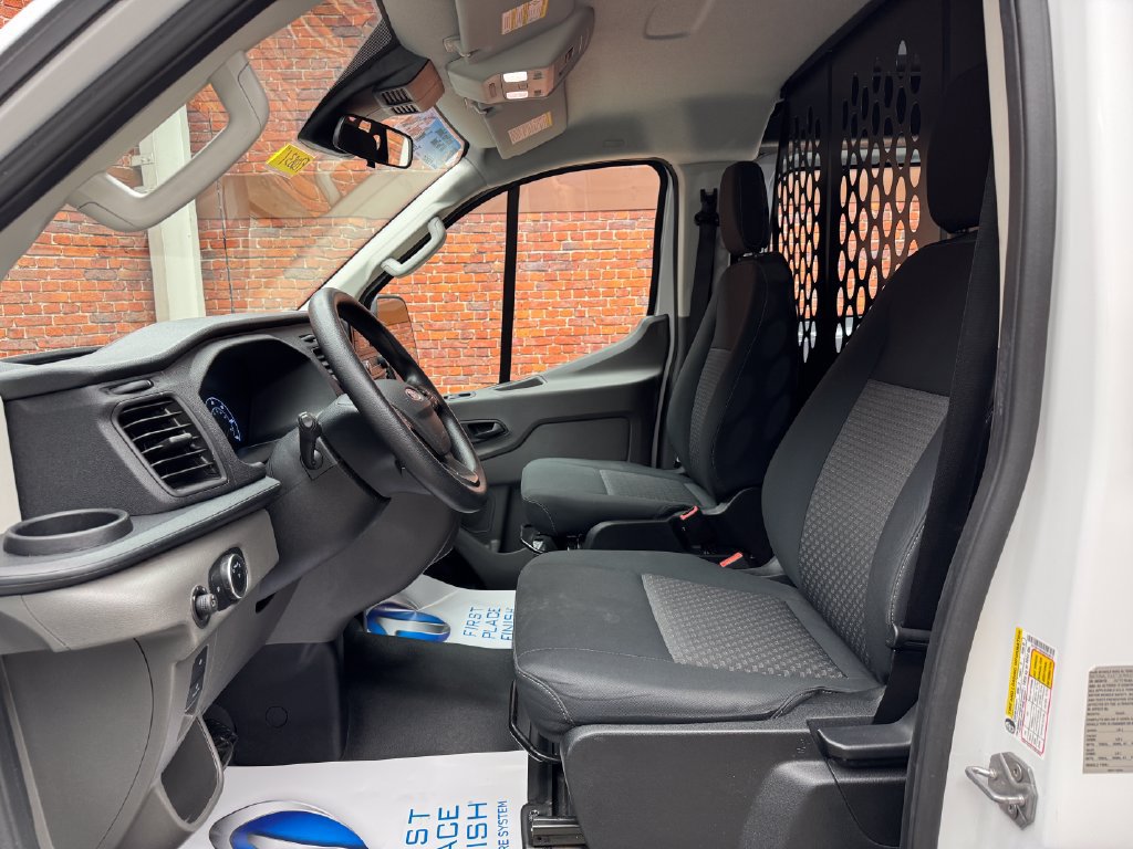Certified 2025 Ford Transit 250 Low Roof w/ Exterior Upgrade Package RWD image 22
