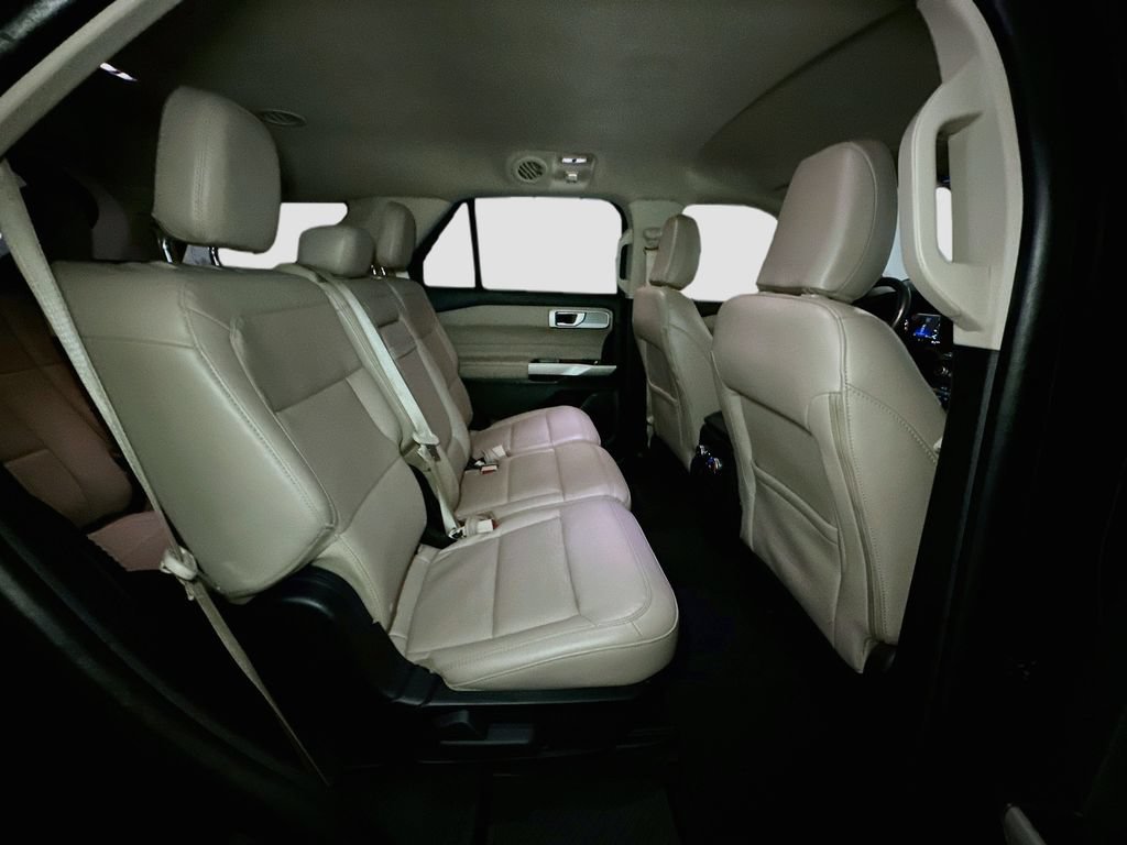 Certified 2023 Ford Explorer Limited AWD/4WD image 35