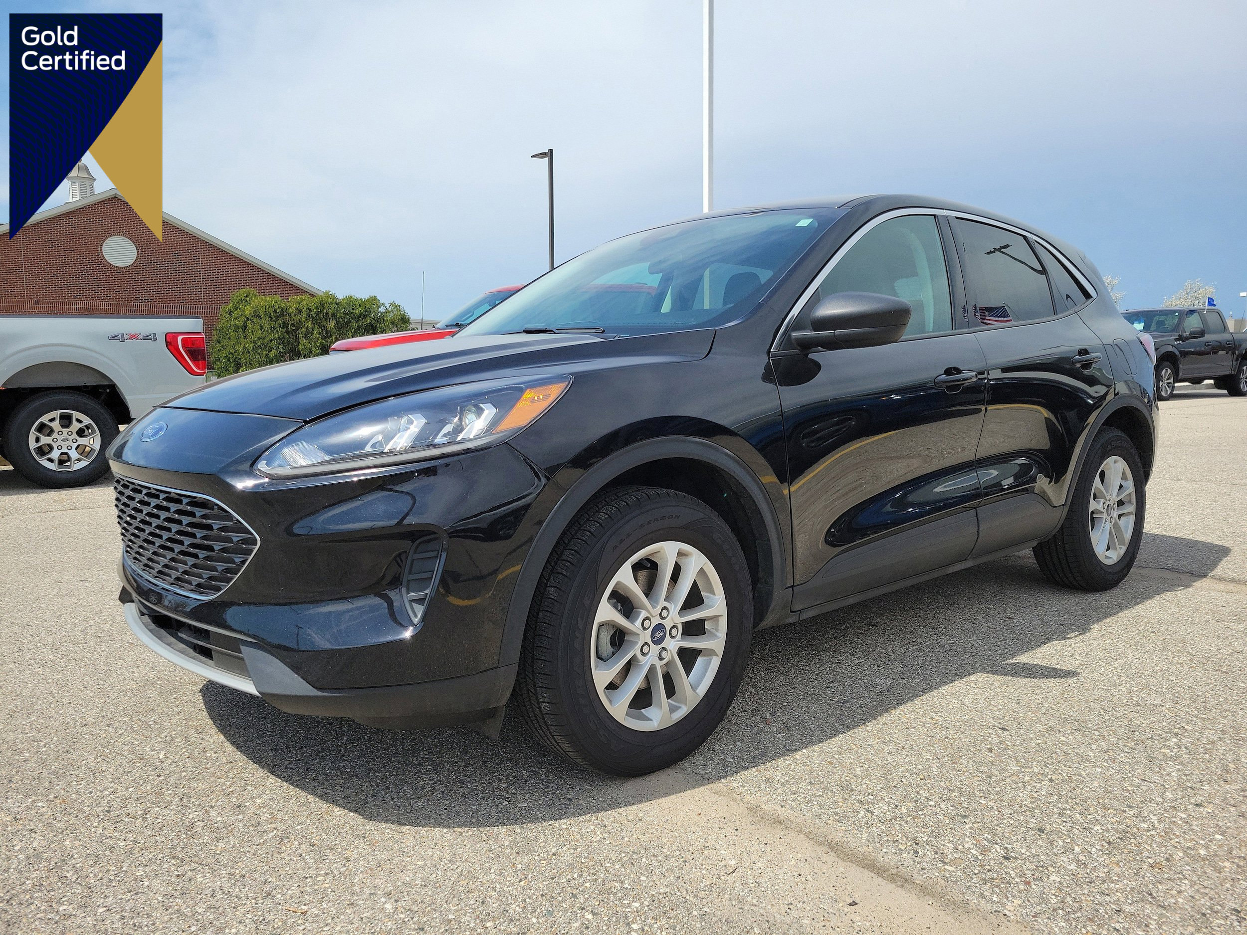 Certified 2022 Ford Escape SE w/ Convenience Package AWD/4WD image 1