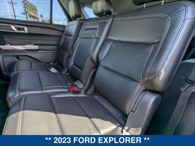 Certified 2023 Ford Explorer XLT w/ Equipment Group 202A RWD image 21
